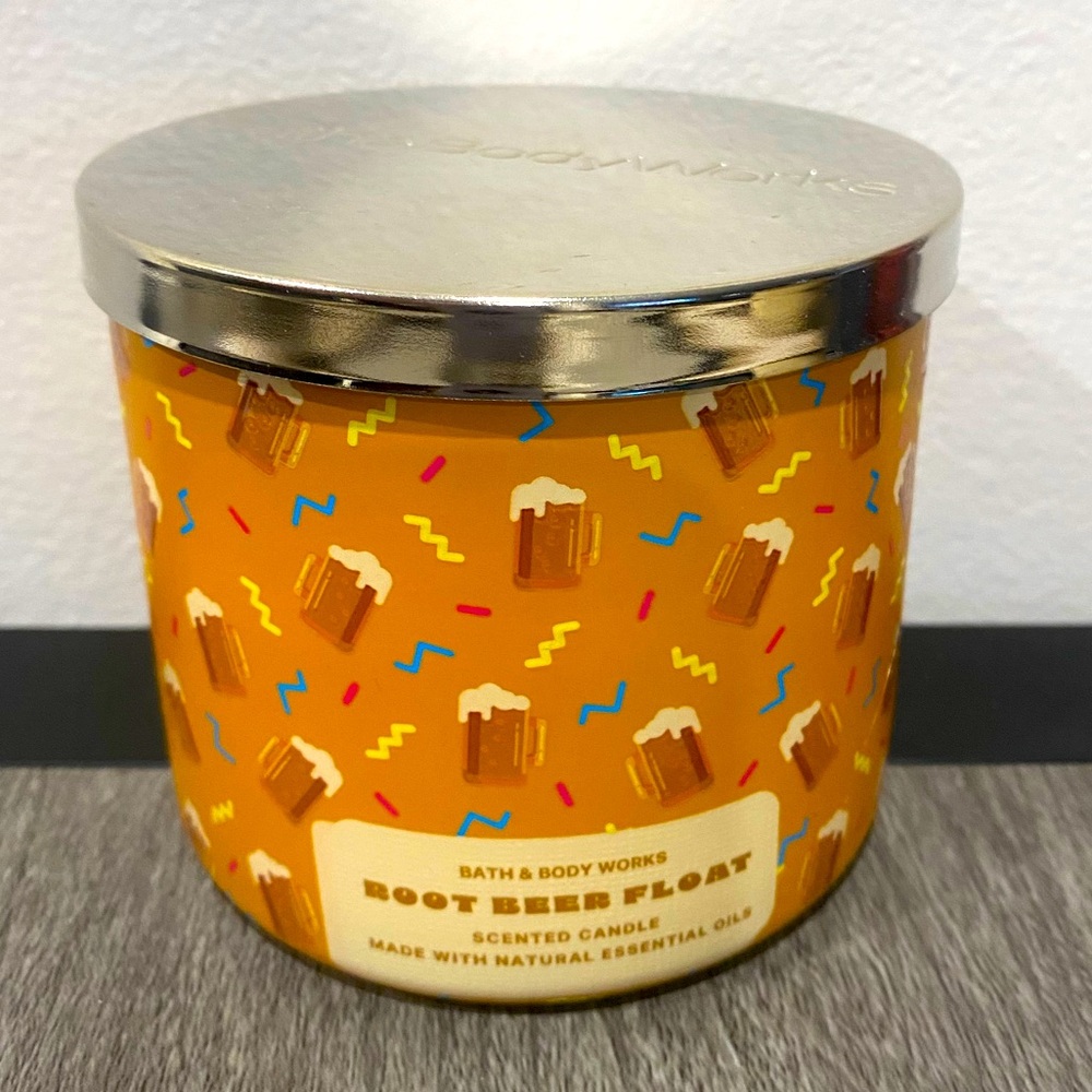Bath and Body Works Root Beer Float 3 wick Candle